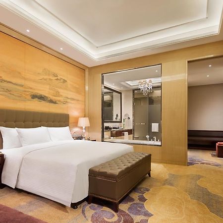 Готель Wanda Realm Fushun Fushun  Екстер'єр фото