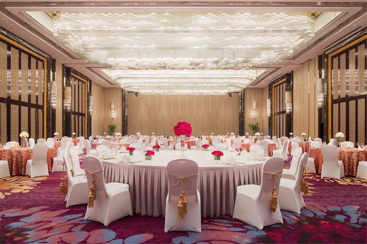 Готель Wanda Realm Fushun Fushun  Екстер'єр фото