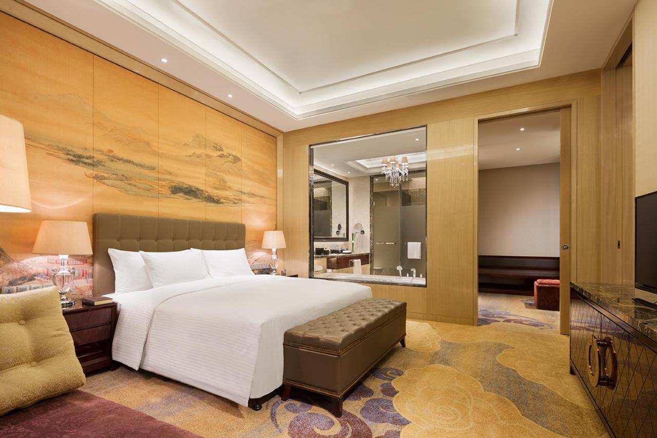 Готель Wanda Realm Fushun Fushun  Екстер'єр фото