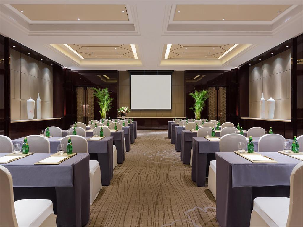 Готель Wanda Realm Fushun Fushun  Екстер'єр фото