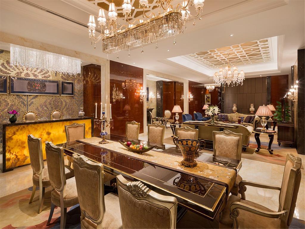 Готель Wanda Realm Fushun Fushun  Екстер'єр фото