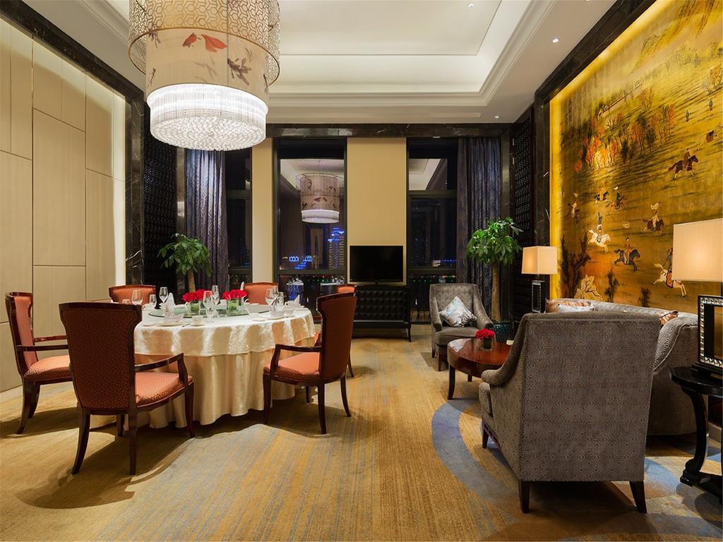 Готель Wanda Realm Fushun Fushun  Екстер'єр фото